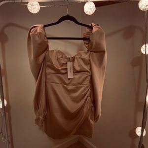 Beautiful House Of CB off shoulder Dress.